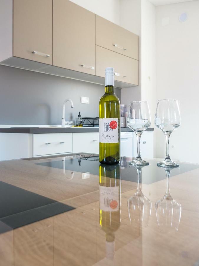 Apartment ˝Soleil˝ Вир Екстер'єр фото