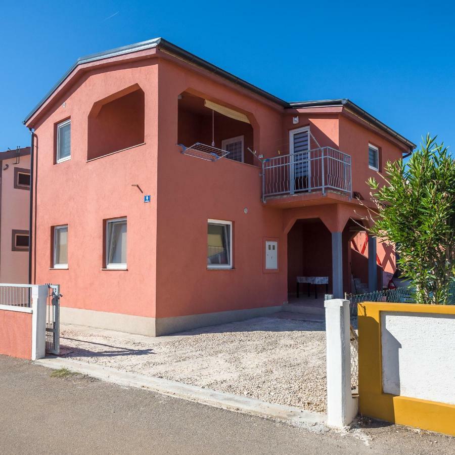 Apartment ˝Soleil˝ Вир Екстер'єр фото